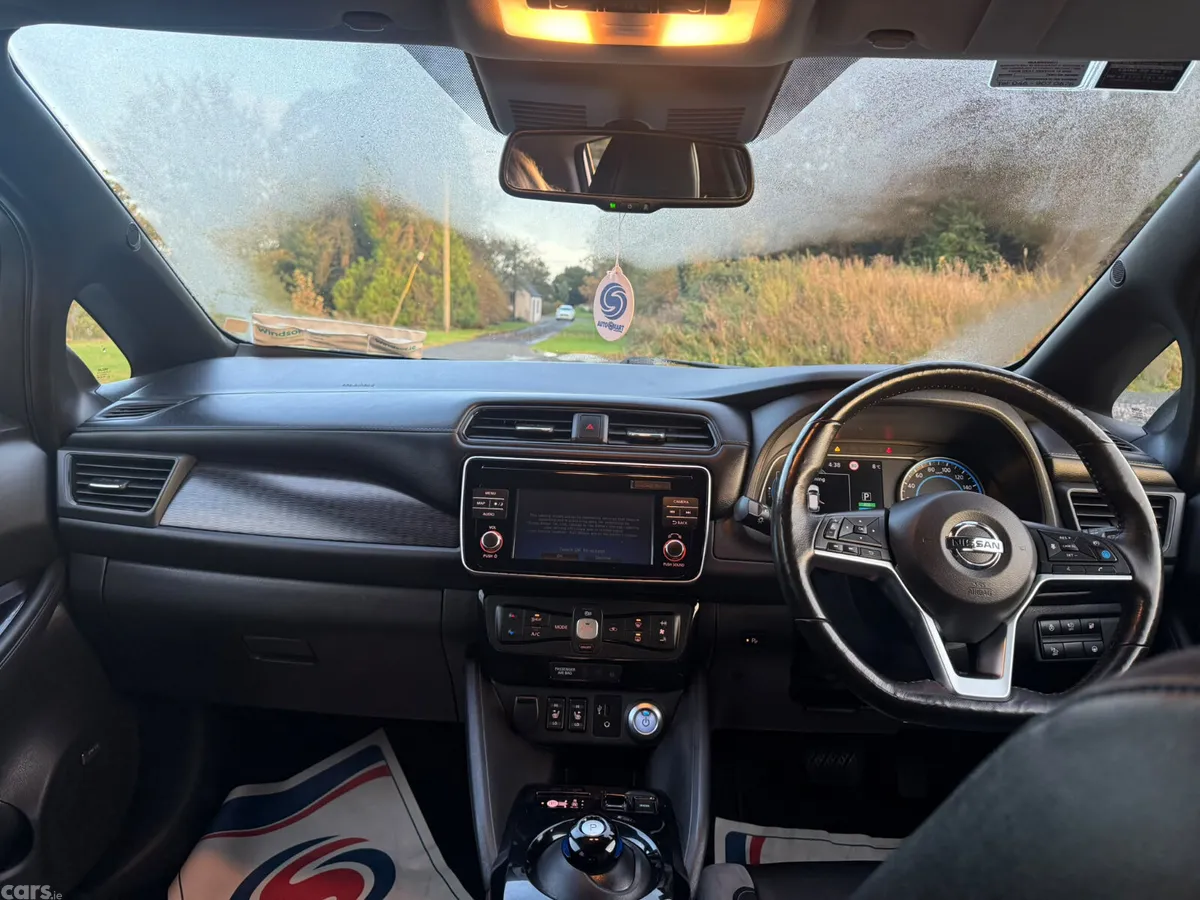 Nissan Leaf Hatchback, Electric, 2019, White