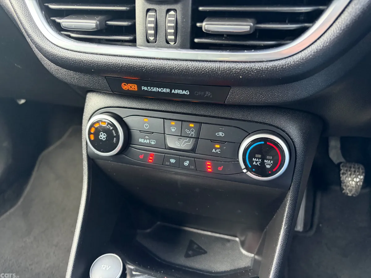 Ford Fiesta Hatchback, Petrol, 2019, Blue