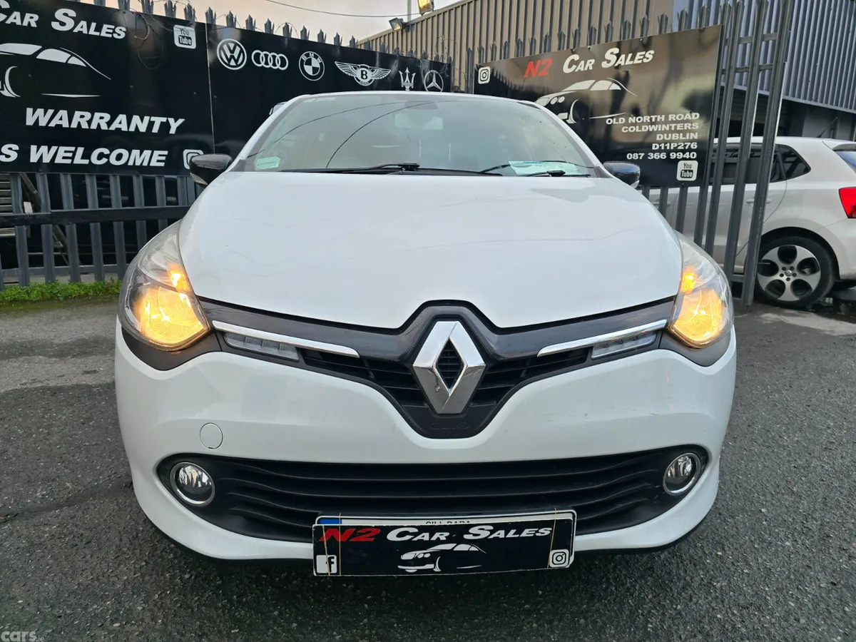 Renault Clio Hatchback, Petrol, 2016, White