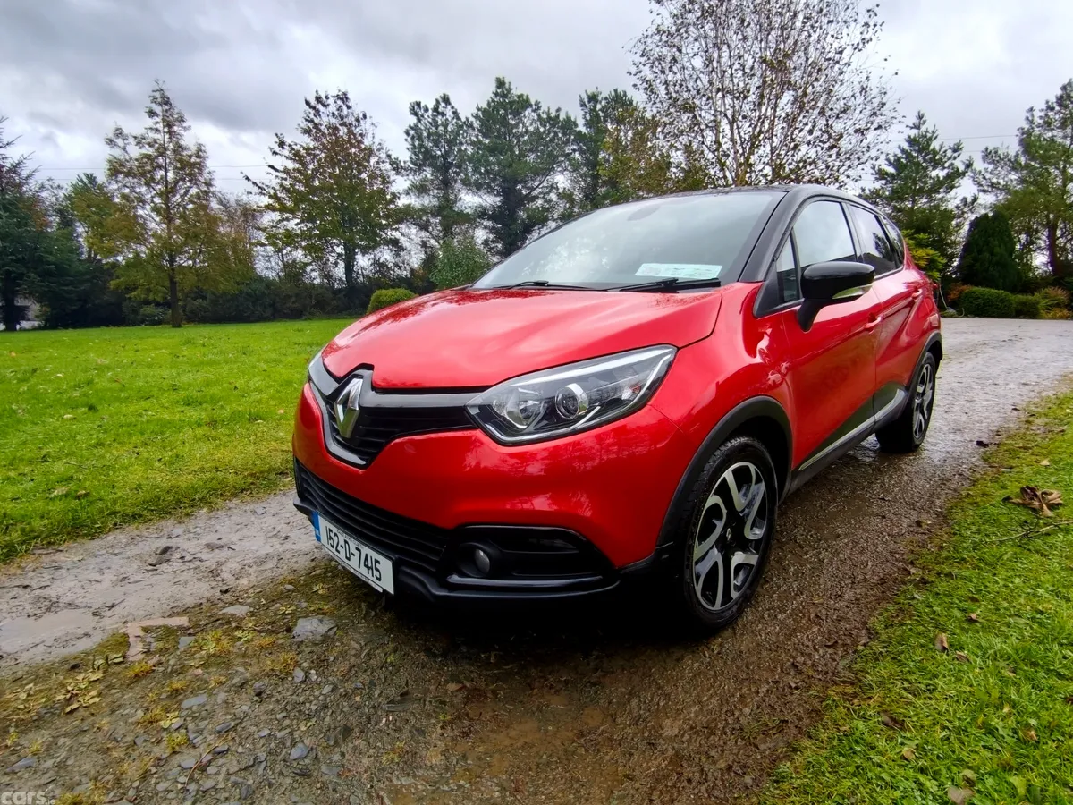 Renault Captur Hatchback, Diesel, 2015, Red