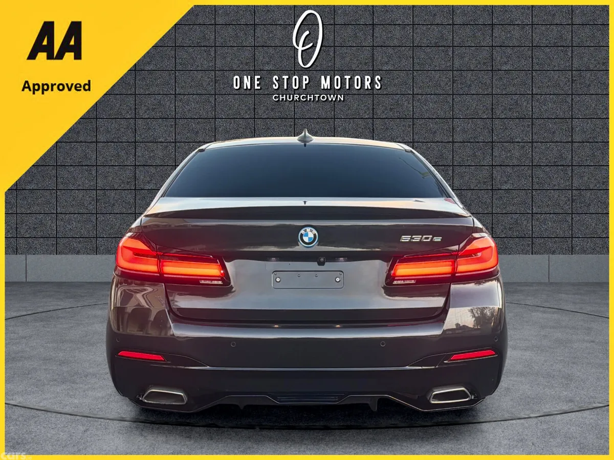 BMW 5-Series Saloon, Petrol Plug-in Hybrid, 2022, Black