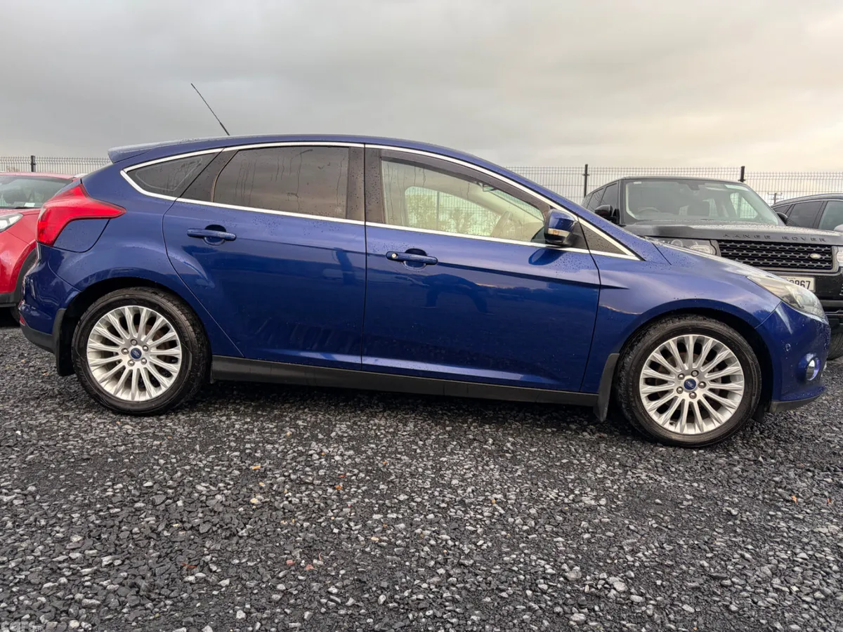 Ford Focus Hatchback, Diesel, 2014, Blue