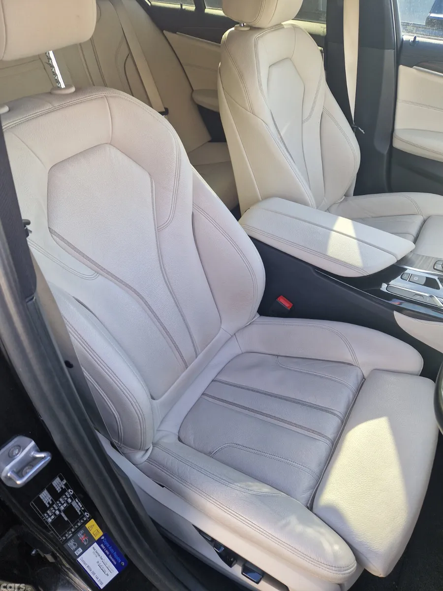 BMW 5-Series Saloon, Petrol Plug-in Hybrid, 2018, Grey
