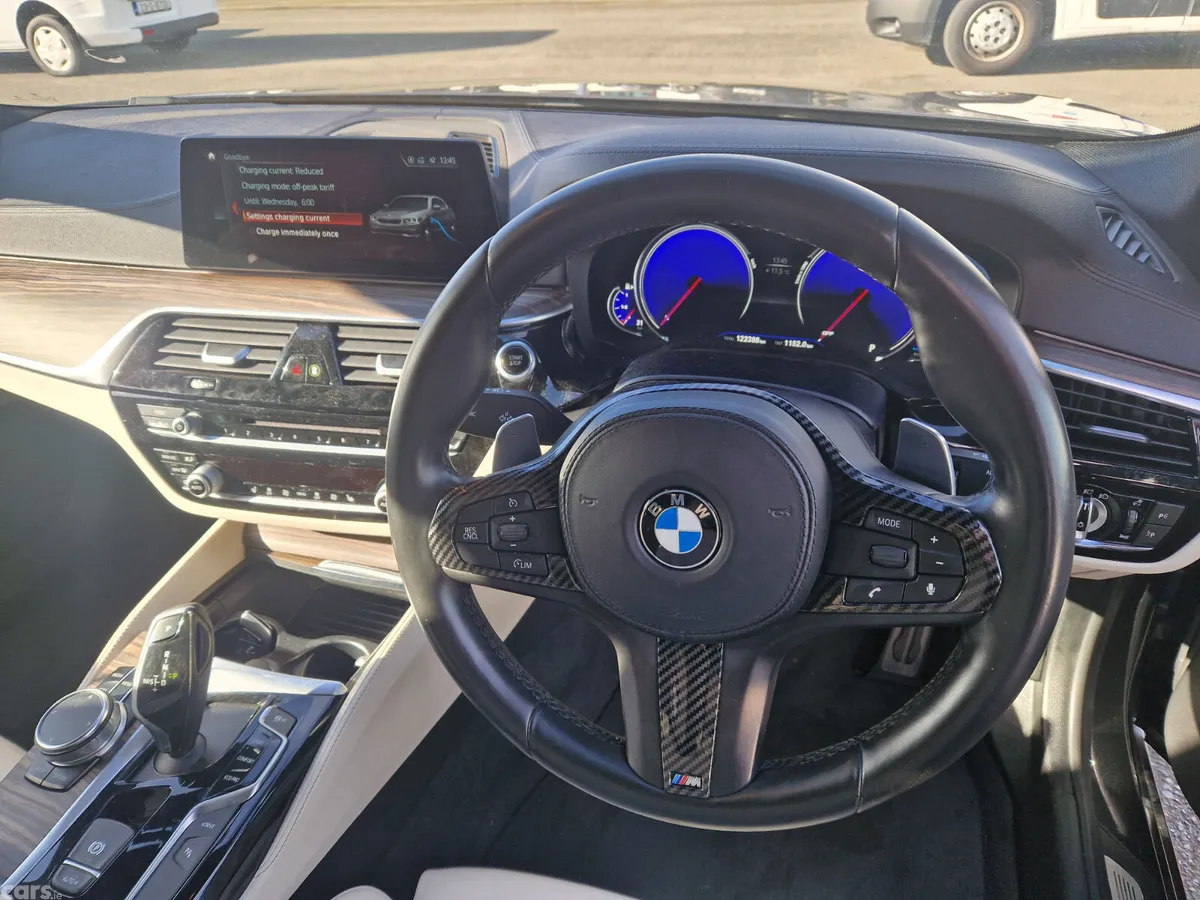 BMW 5-Series Saloon, Petrol Plug-in Hybrid, 2018, Grey