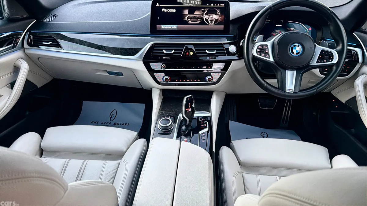 BMW 5-Series Saloon, Petrol Plug-in Hybrid, 2022, Black
