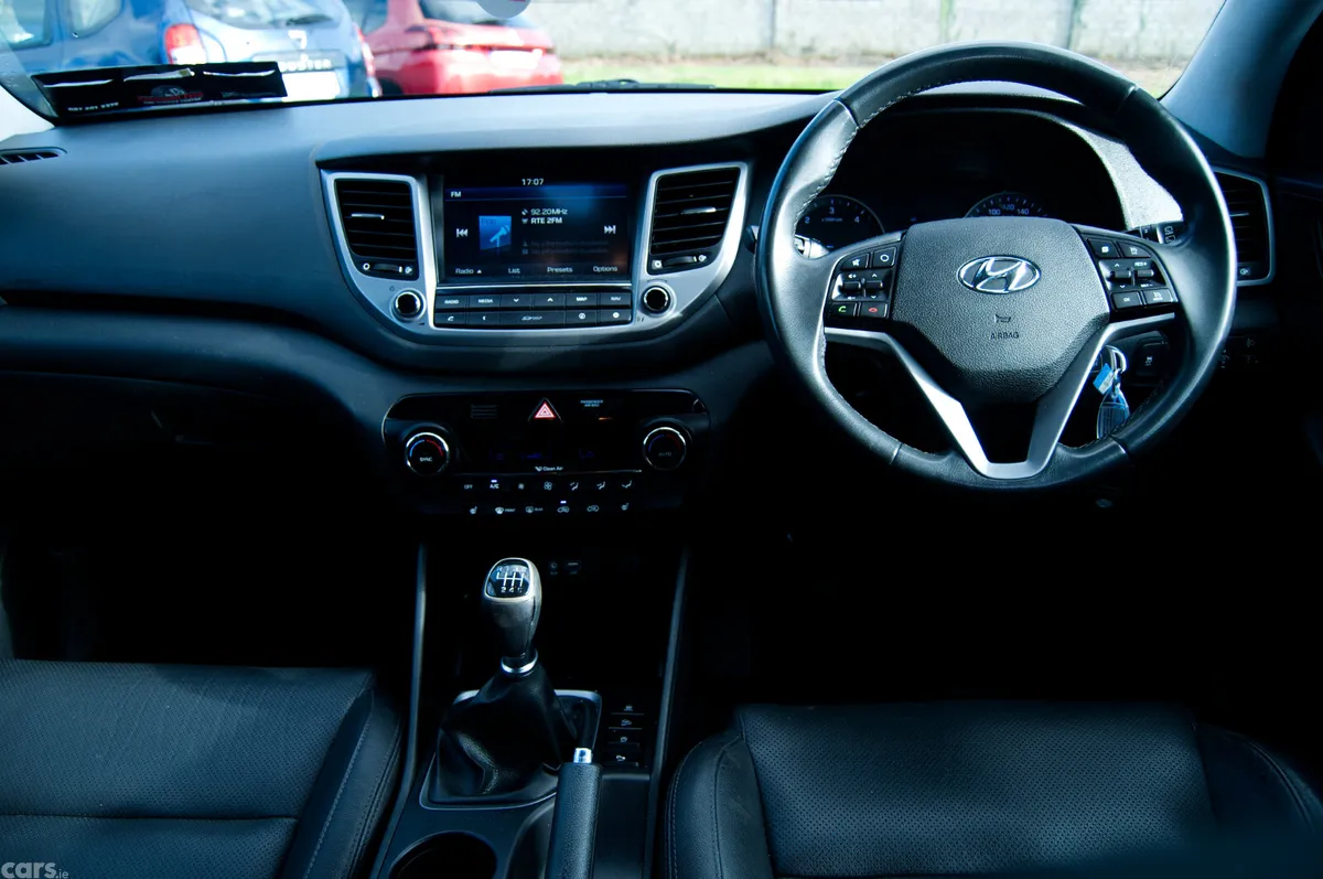 Hyundai Tucson SUV, Diesel, 2016, Blue