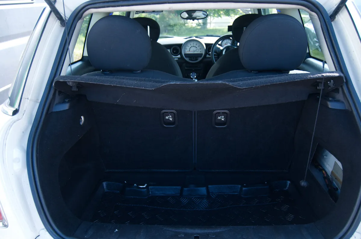 Mini One Hatchback, Diesel, 2013, White