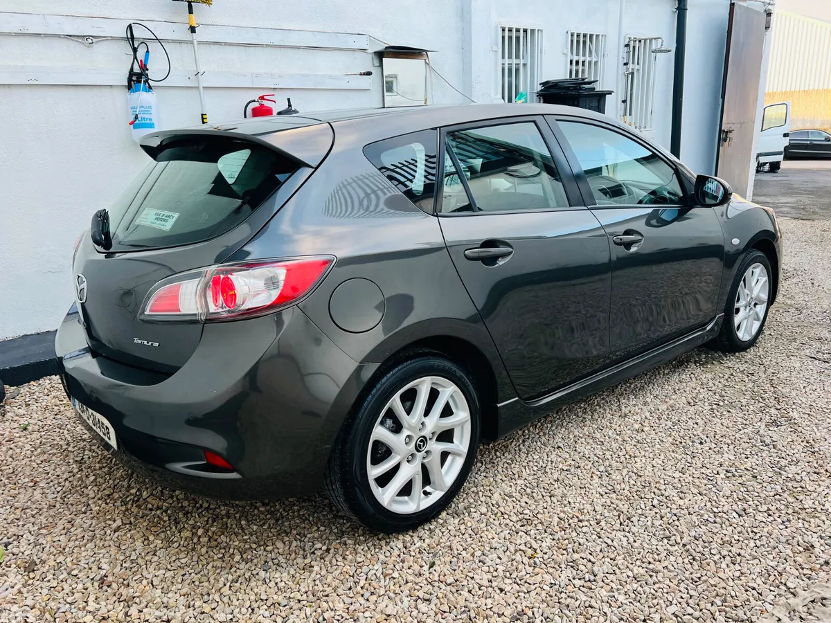 Mazda Mazda3 Hatchback, Petrol, 2013, Grey
