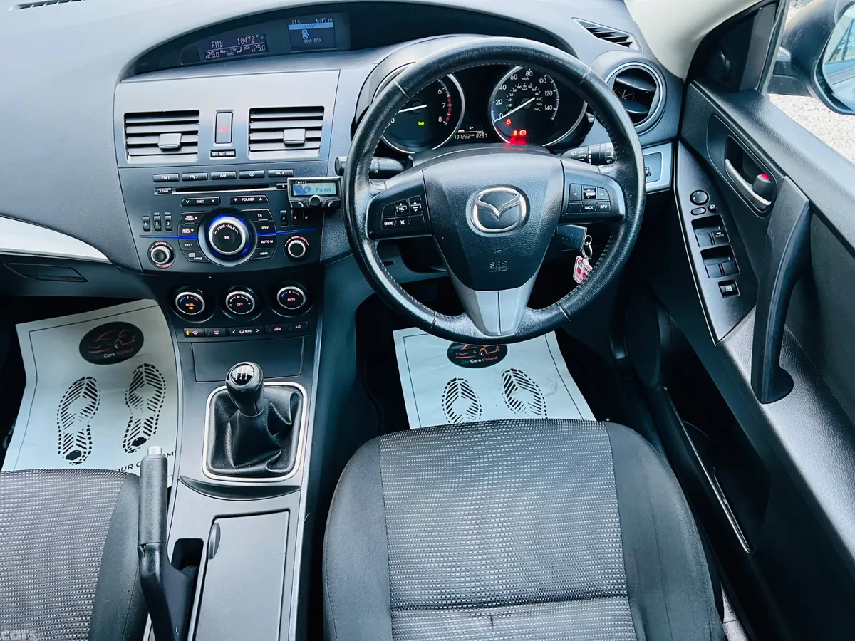 Mazda Mazda3 Hatchback, Petrol, 2013, Grey