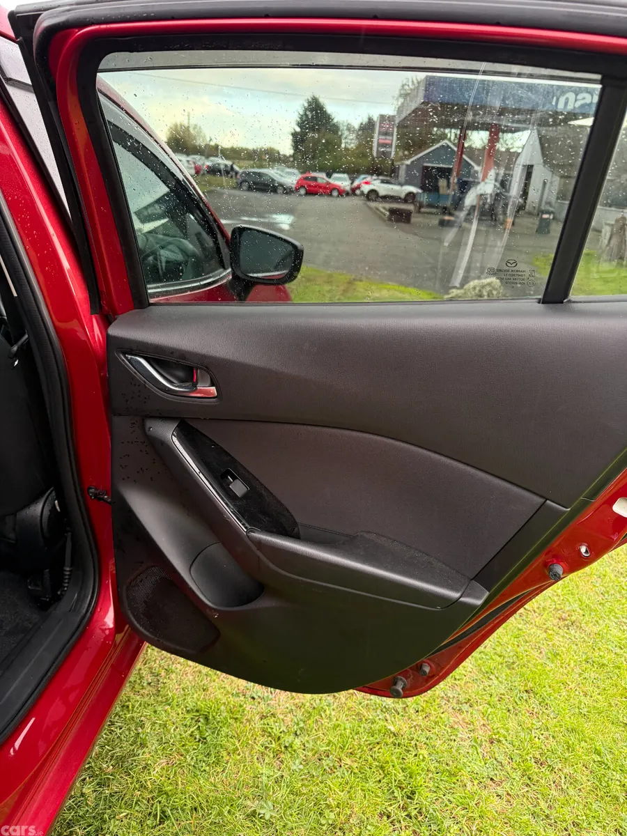 Mazda Axela Hatchback, Diesel, 2017, Red
