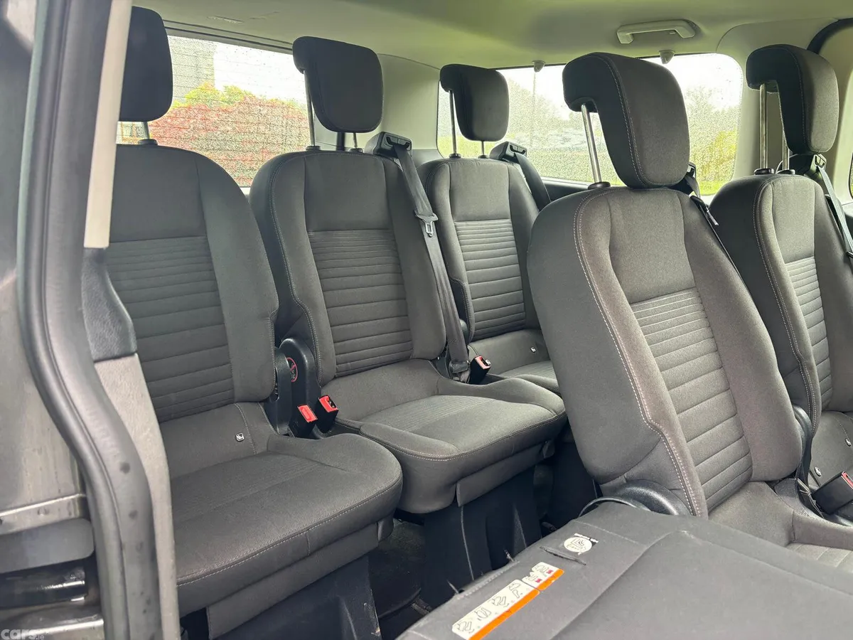 Ford Tourneo MPV, Diesel, 2021, Grey