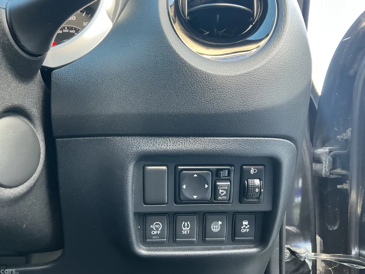 Nissan Juke SUV, Diesel, 2018, Black