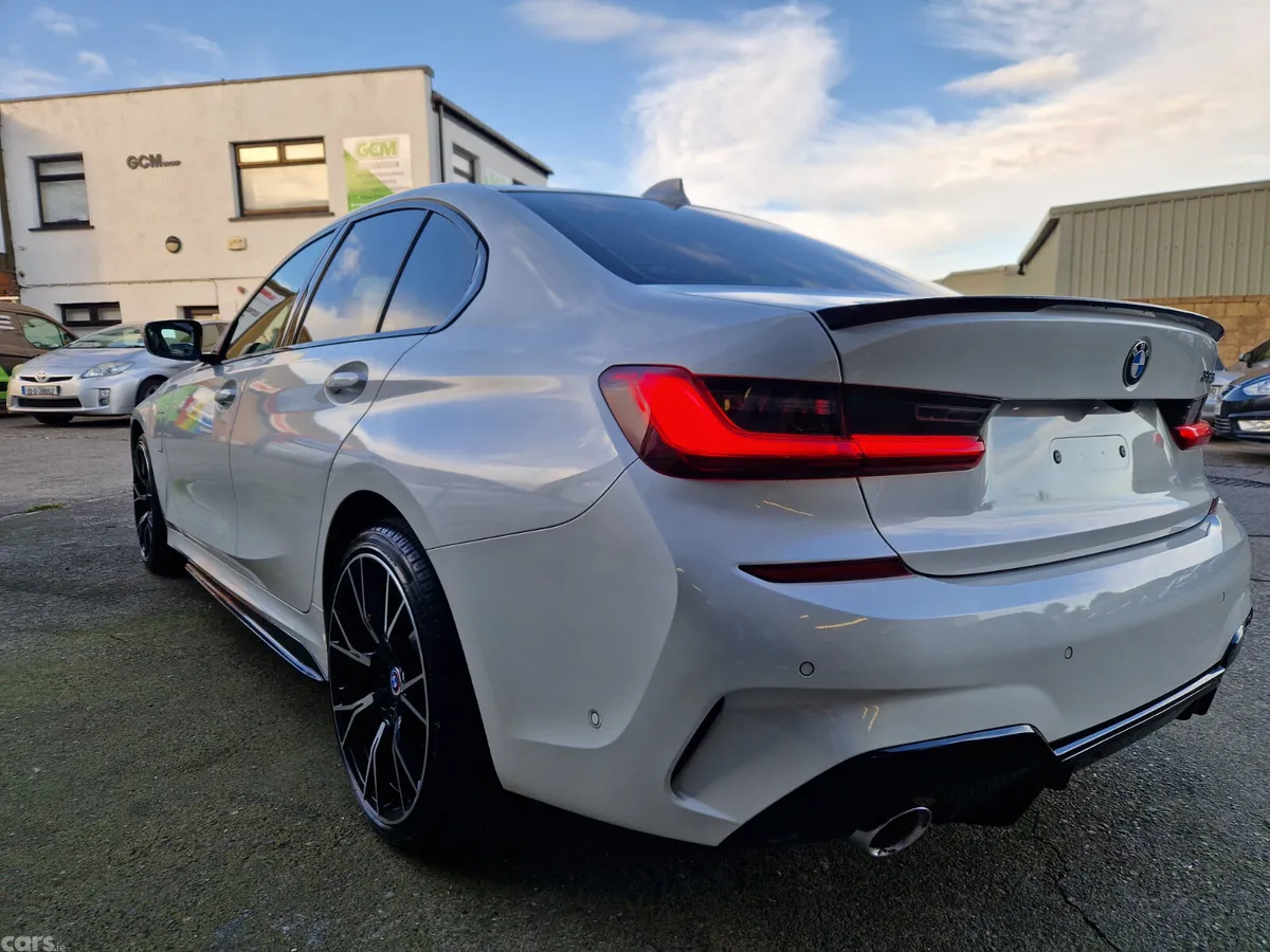 BMW 3-Series Saloon, Petrol Hybrid, 2021, White