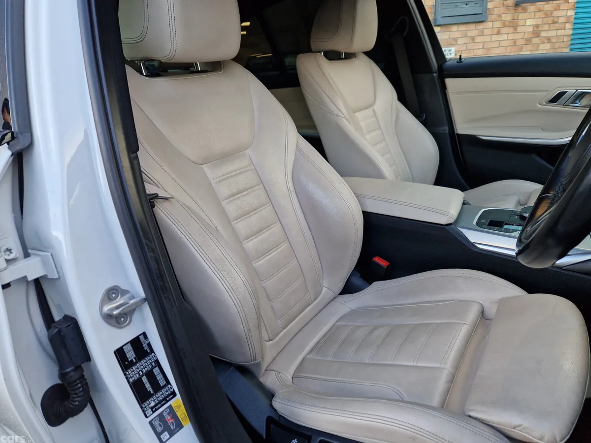 BMW 3-Series Saloon, Petrol Hybrid, 2021, White
