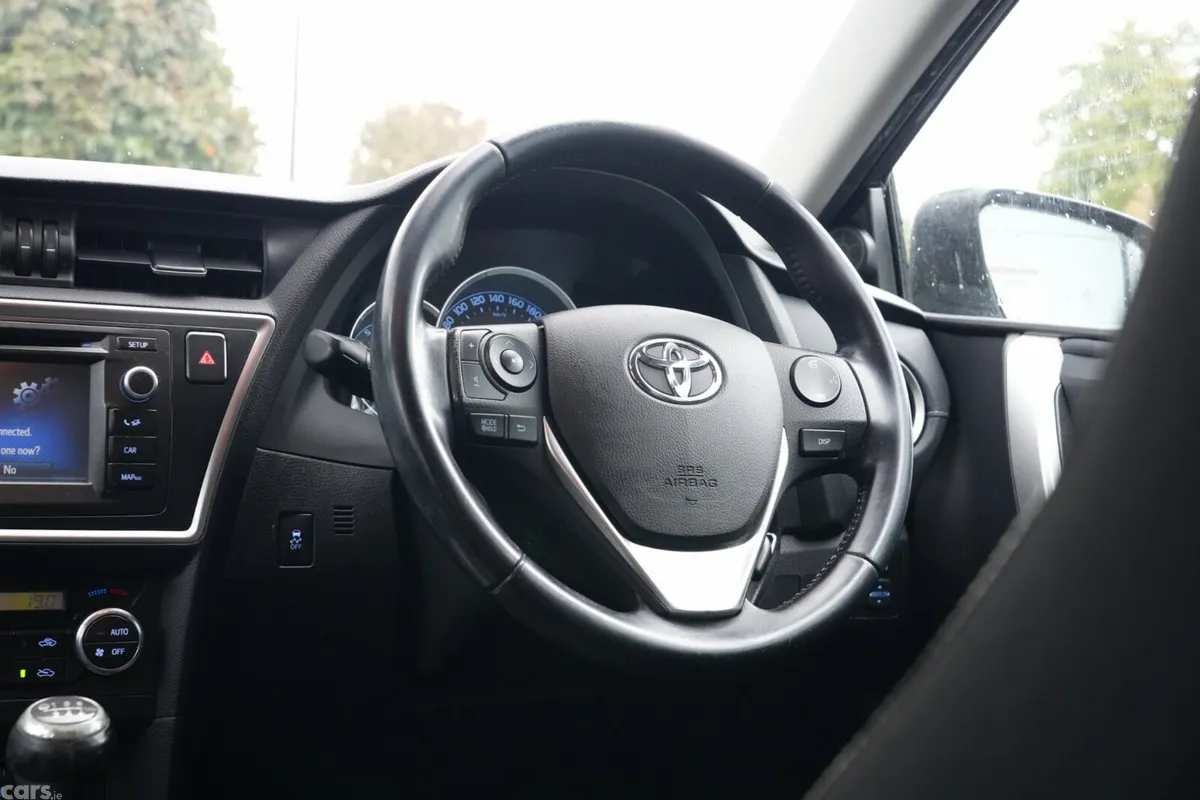 Toyota Auris MPV, Petrol, 2014, Blue