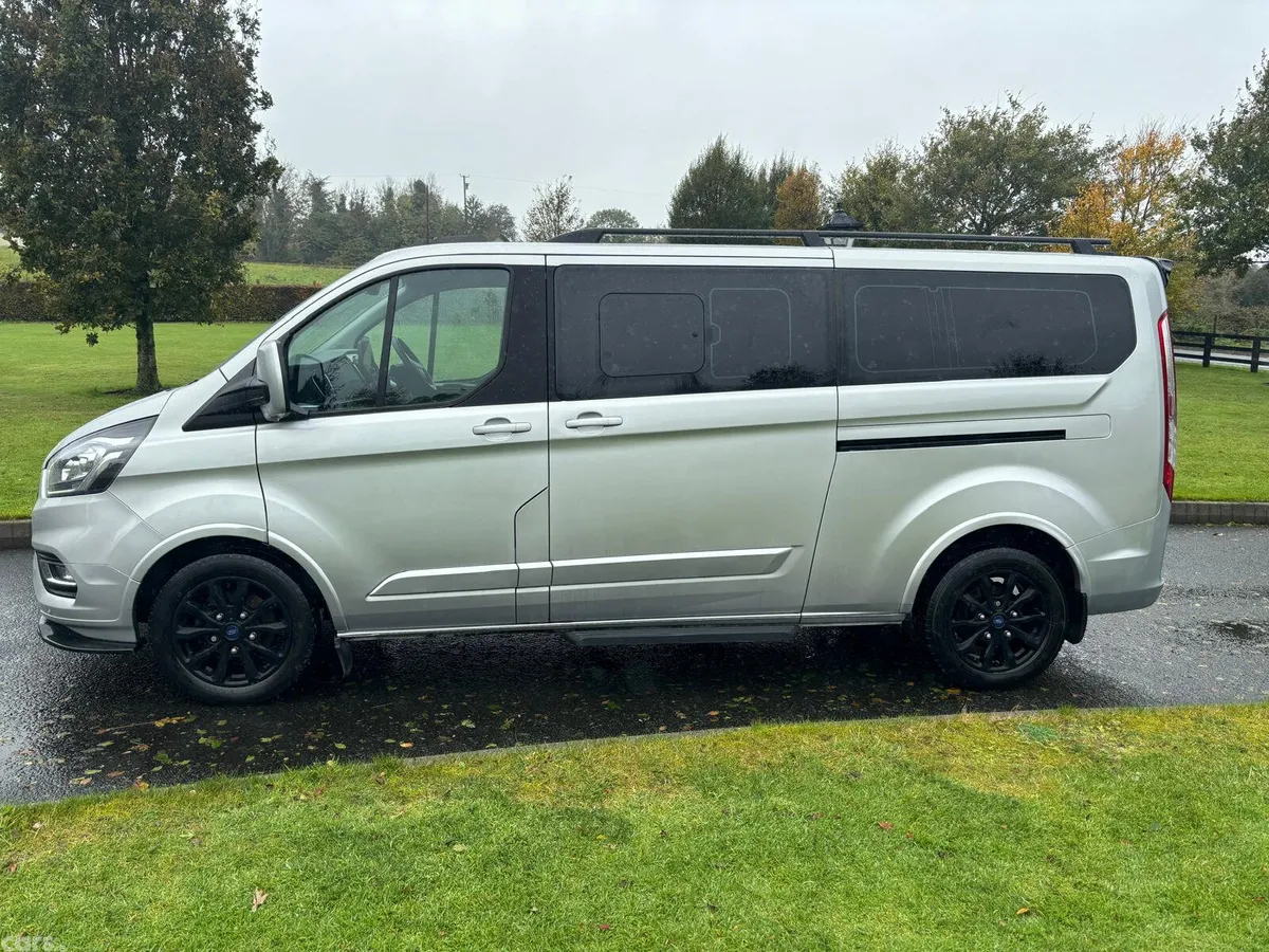 Ford Tourneo MPV, Diesel, 2022, Silver