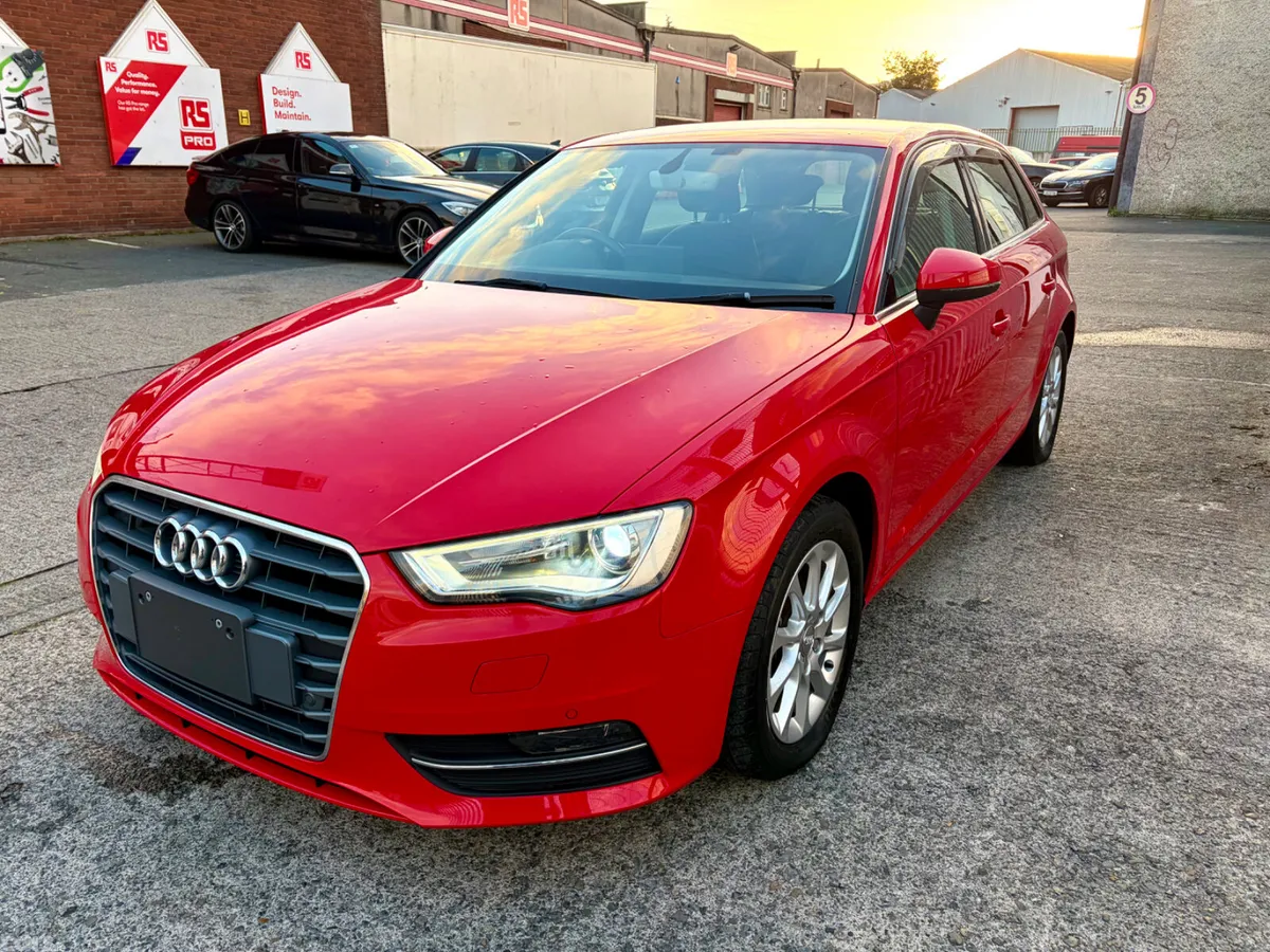 Audi A3 Hatchback, Petrol, 2015, Red