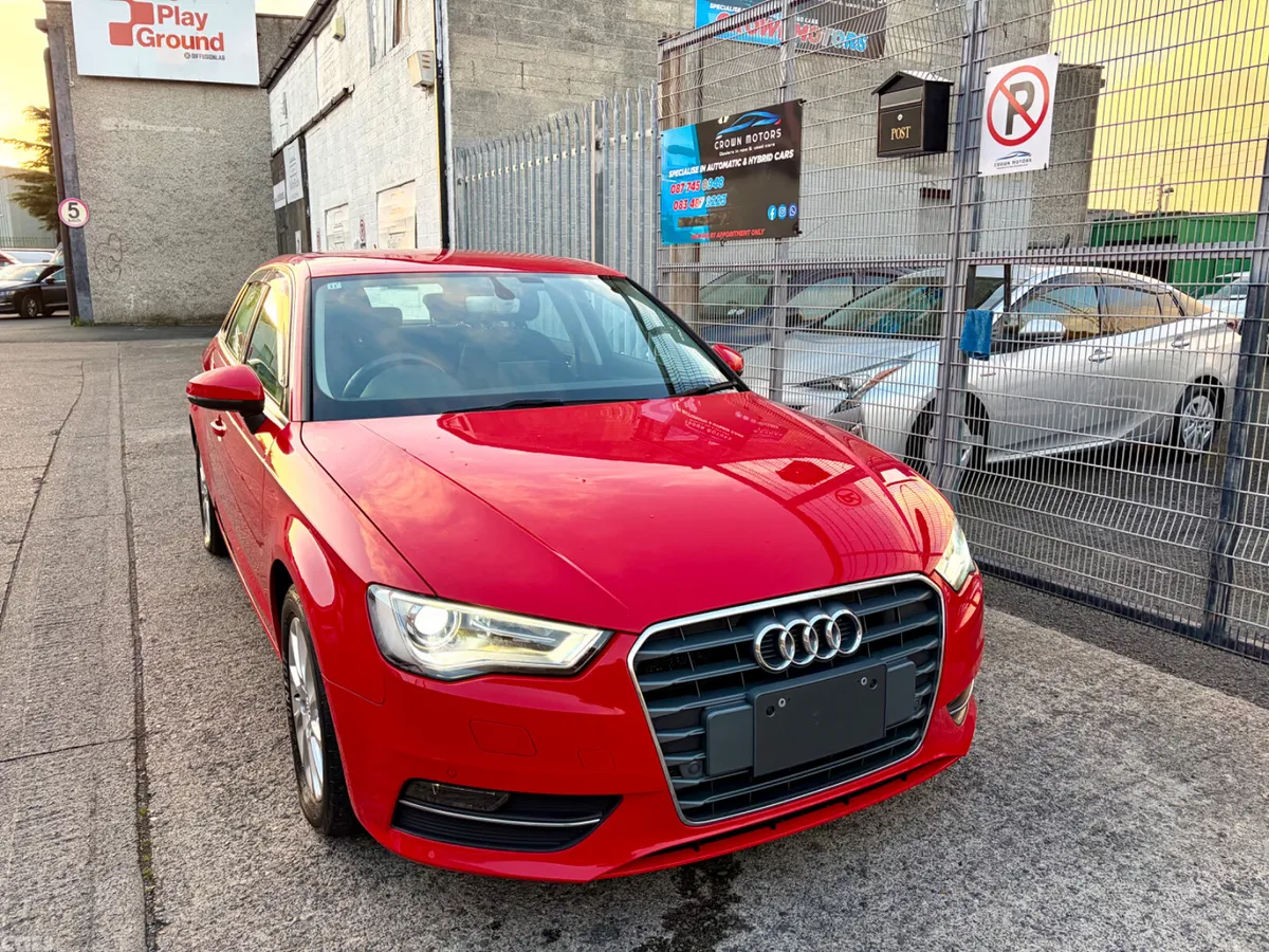 Audi A3 Hatchback, Petrol, 2015, Red