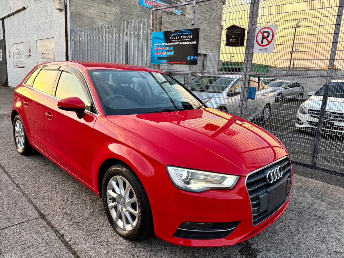 Audi A3 Hatchback, Petrol, 2015, Red