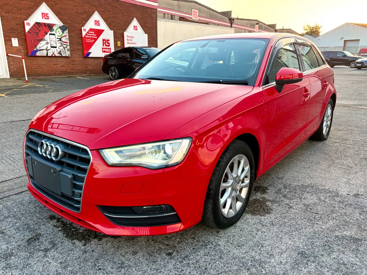 Audi A3 Hatchback, Petrol, 2015, Red