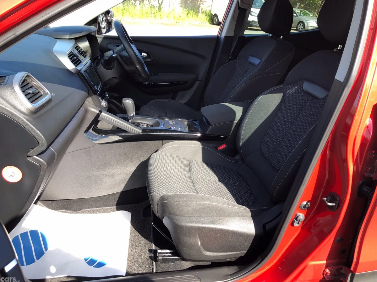 Renault Kadjar SUV, Diesel, 2016, Red