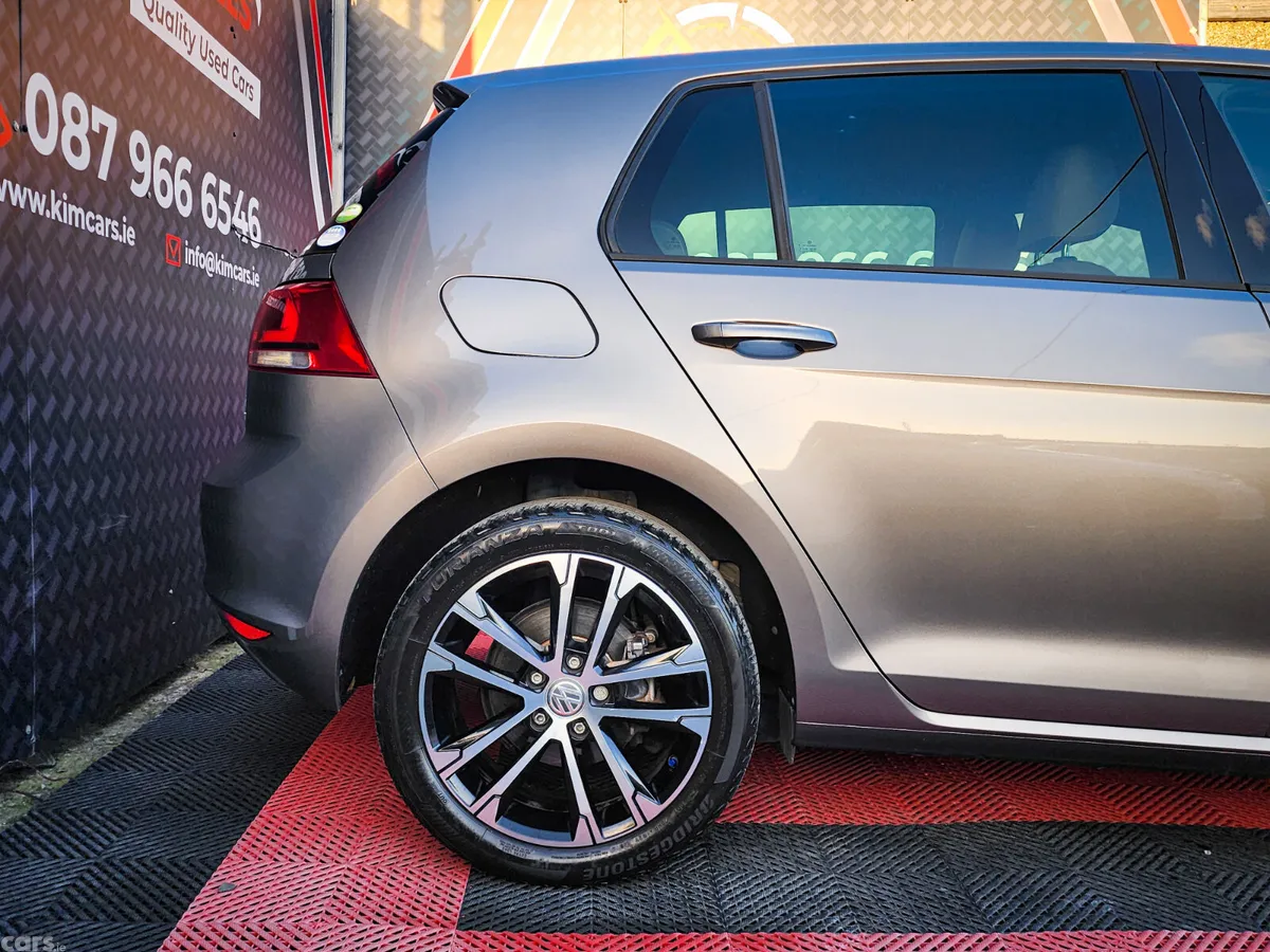 Volkswagen Golf Hatchback, Petrol, 2014, Grey