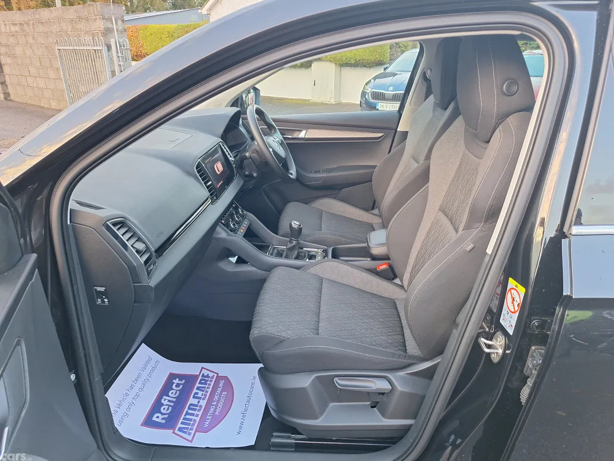 Skoda Karoq SUV, Petrol, 2024, Black