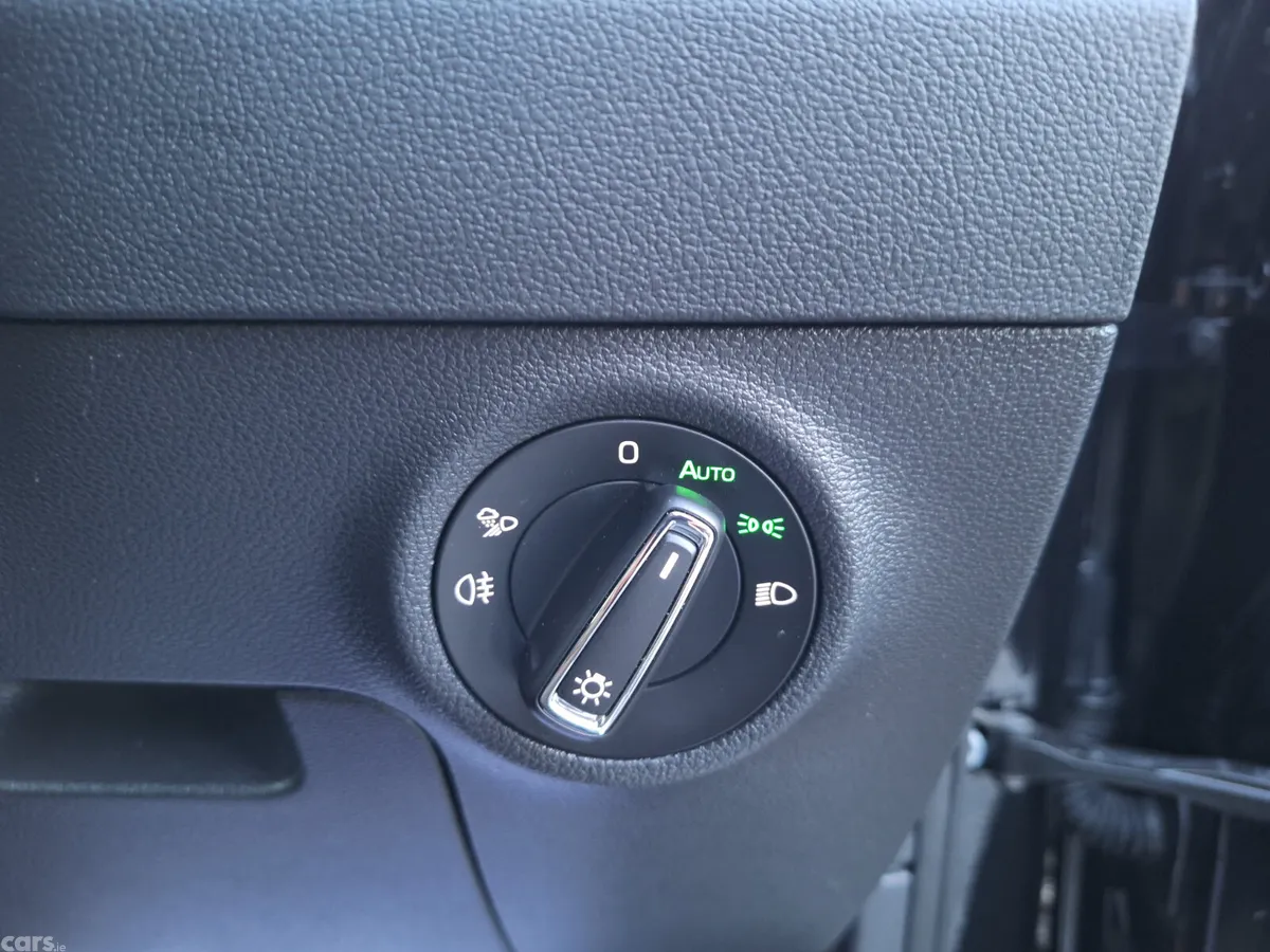 Skoda Karoq SUV, Petrol, 2024, Black