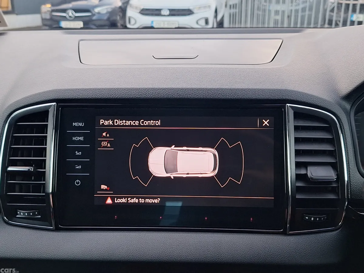 Skoda Karoq SUV, Petrol, 2024, Black