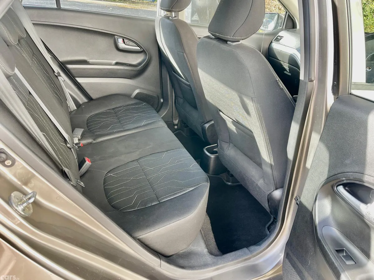 Kia Picanto Hatchback, Petrol, 2016, Grey