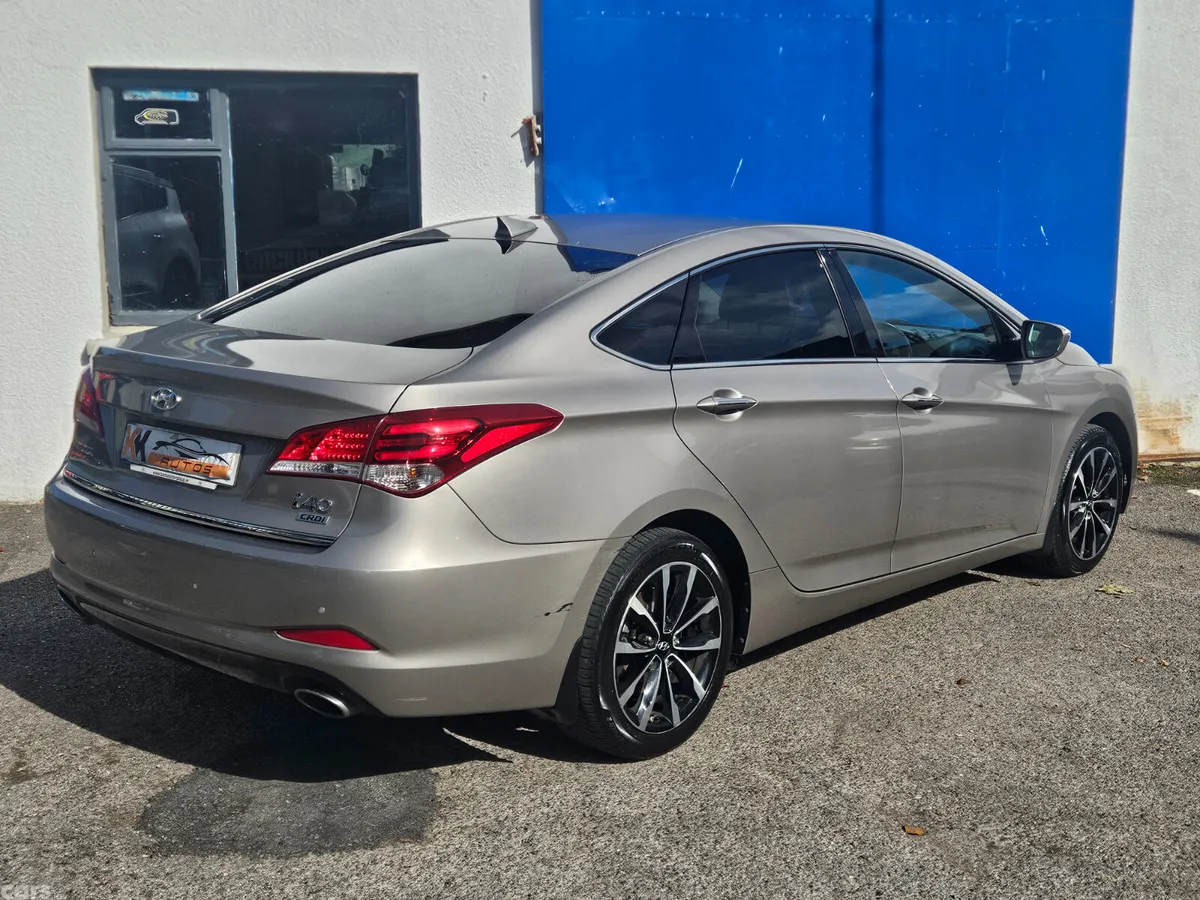 Hyundai i40 Saloon, Diesel, 2016, Beige