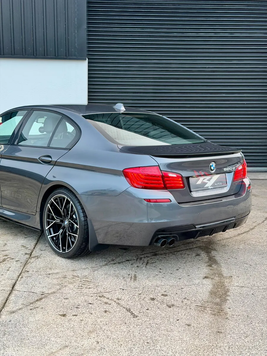 BMW 5-Series Saloon, Diesel, 2016, Grey