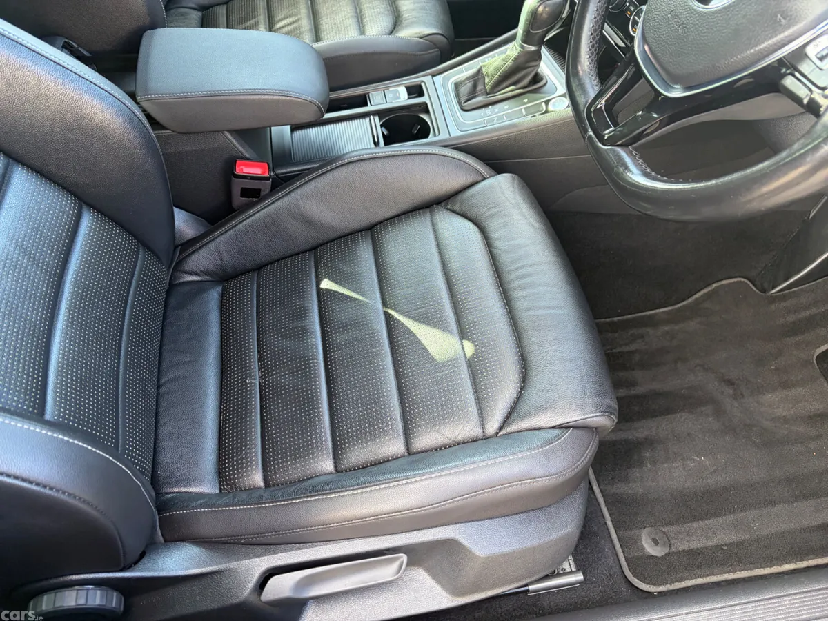Volkswagen Golf Estate, Diesel, 2019, Black