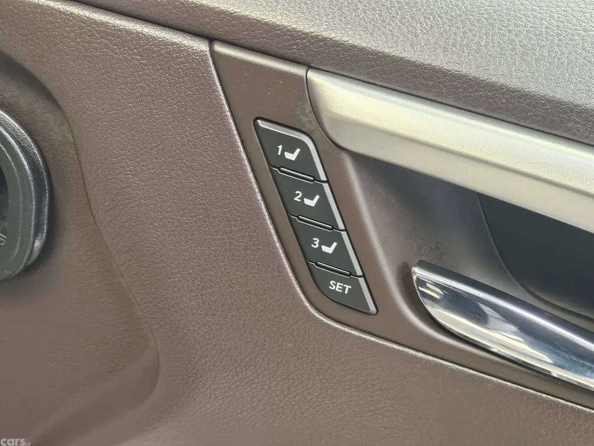 Lexus RX SUV, Petrol Hybrid, 2019, Blue