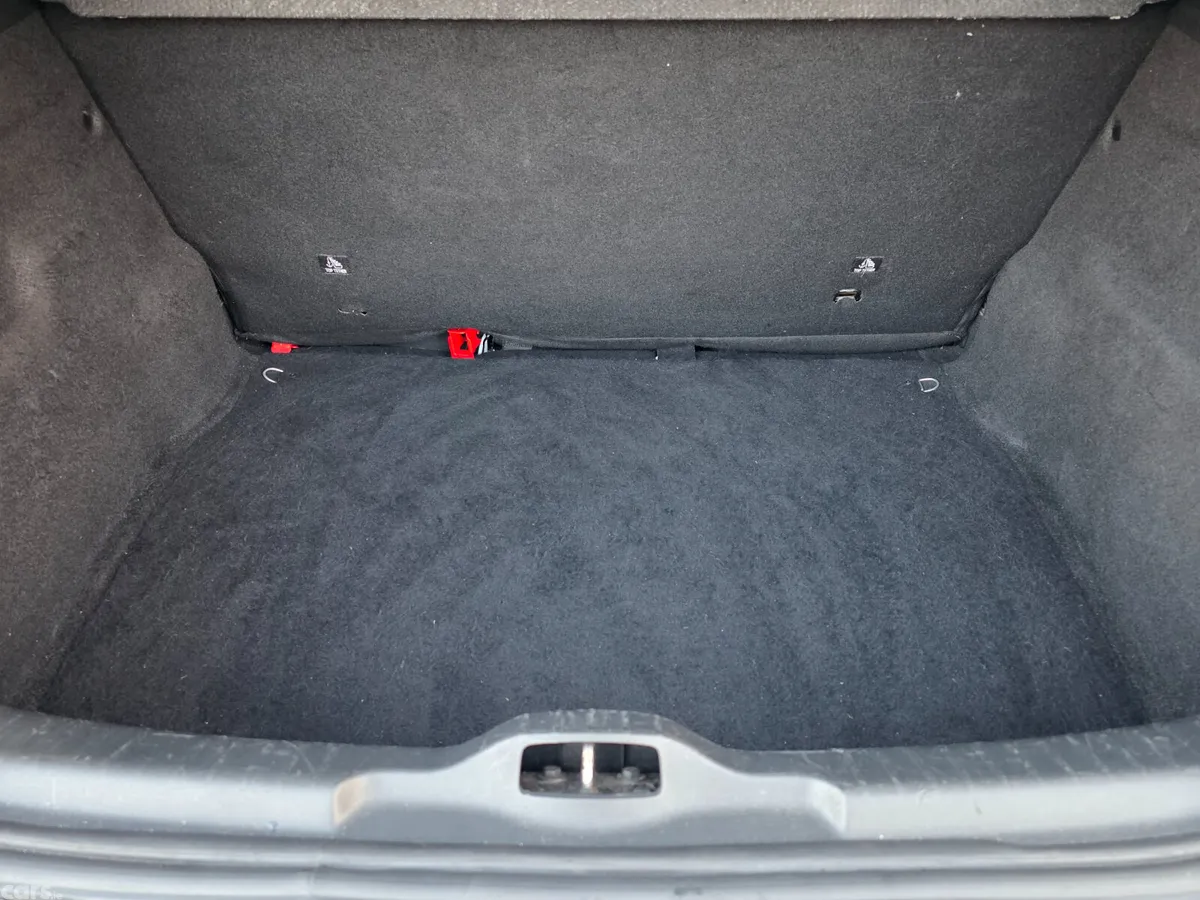 Citroen C4 Hatchback, Petrol, 2015, Grey