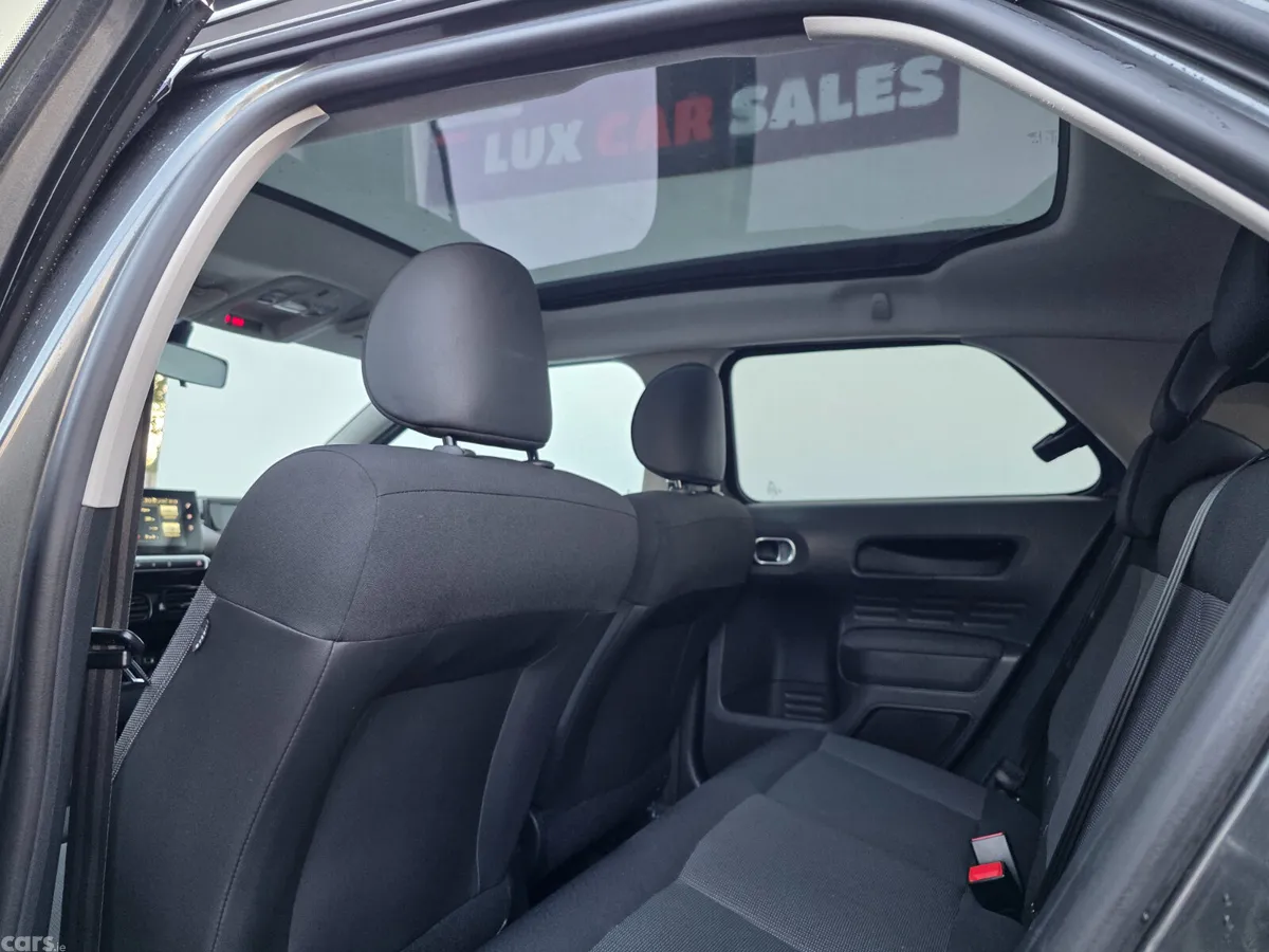 Citroen C4 Hatchback, Petrol, 2015, Grey