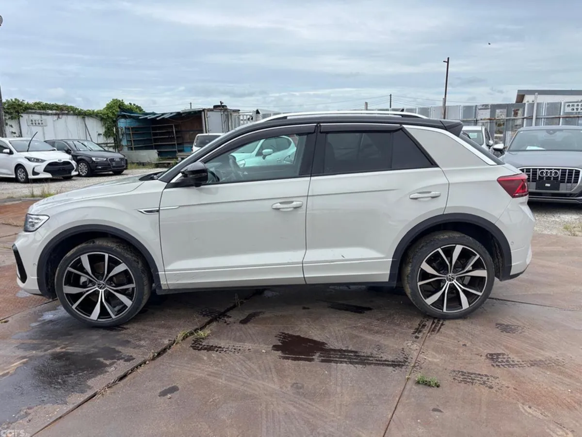 Volkswagen T-Roc SUV, Diesel, 2023, White
