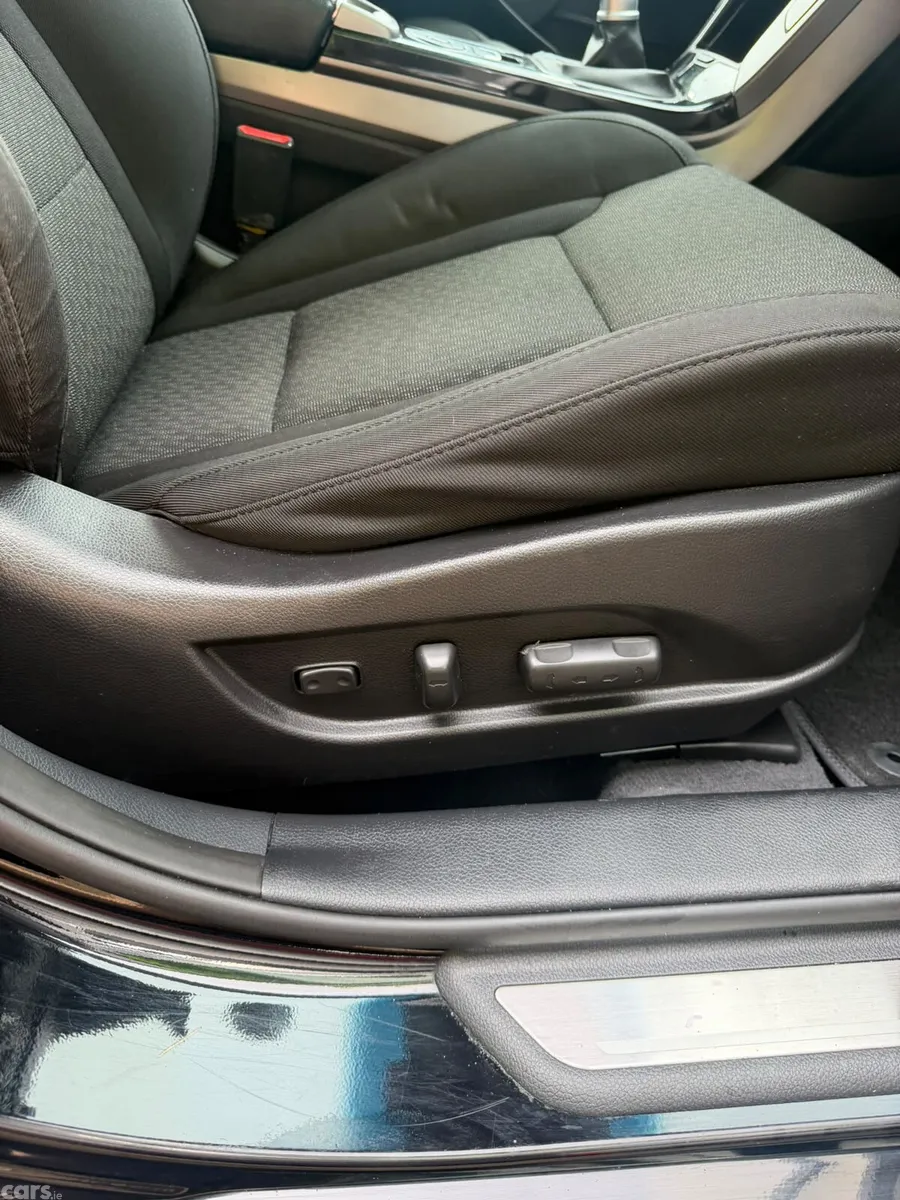 Hyundai i40 Saloon, Diesel, 2016, Black