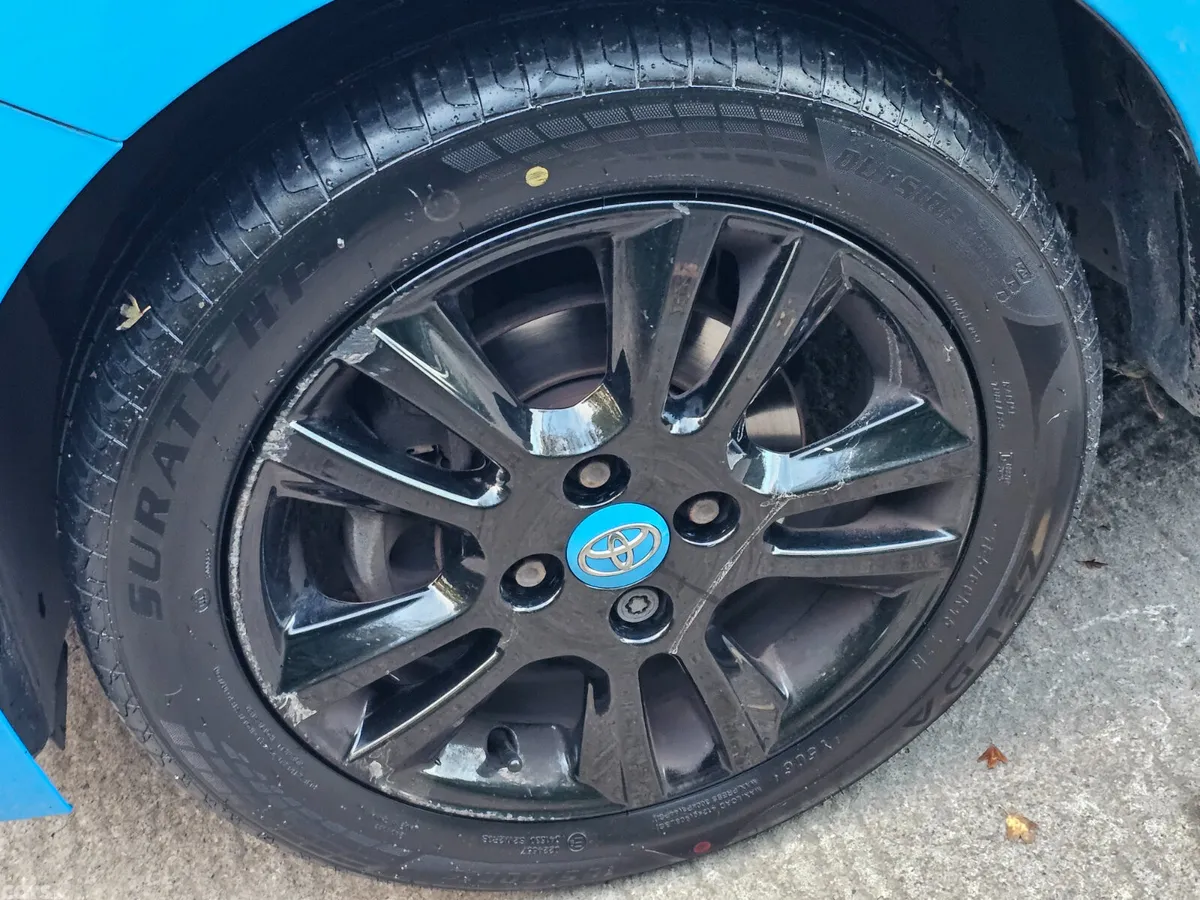 Toyota Aygo Hatchback, Petrol, 2016, Blue