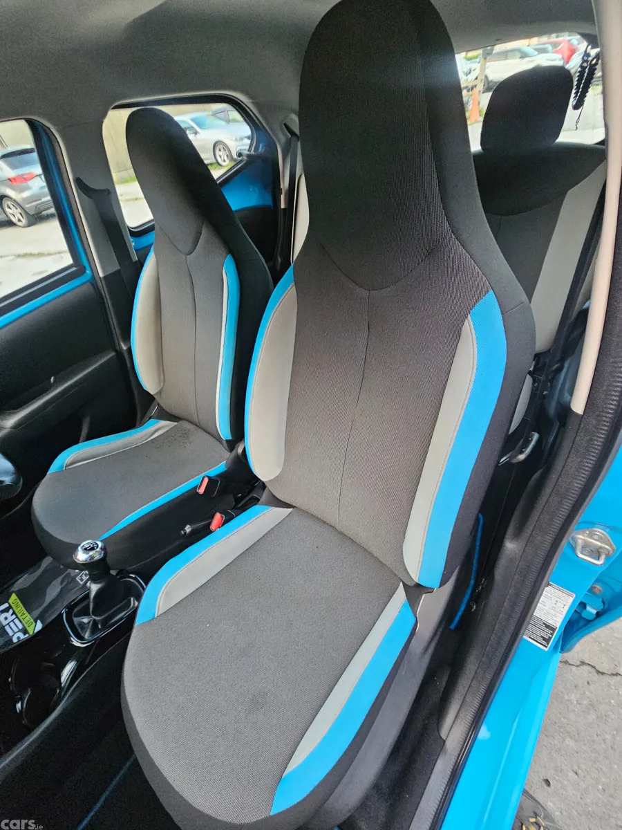 Toyota Aygo Hatchback, Petrol, 2016, Blue