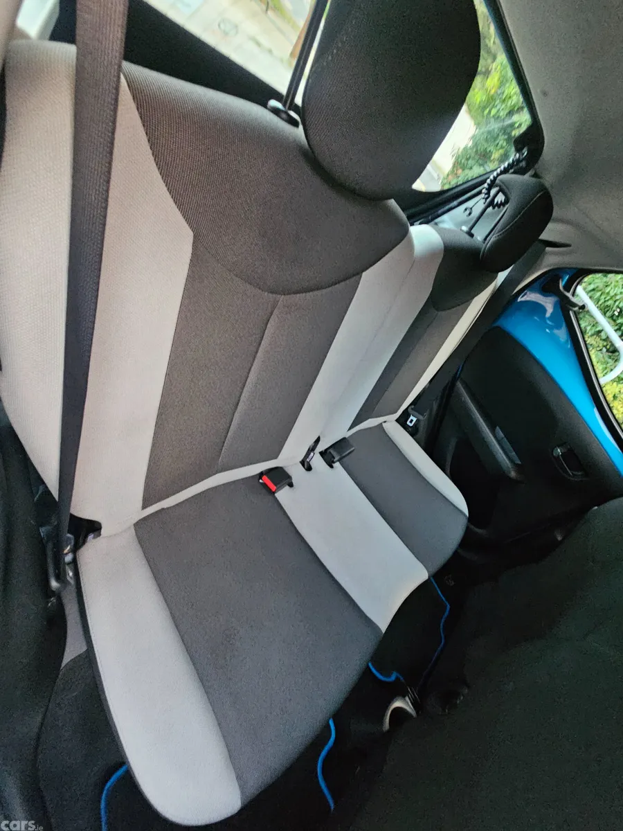 Toyota Aygo Hatchback, Petrol, 2016, Blue
