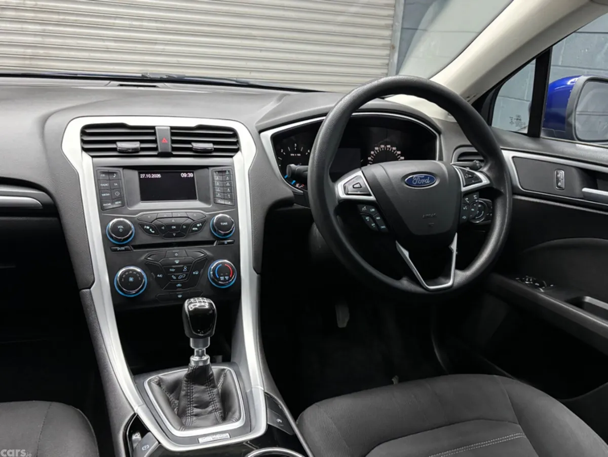 Ford Mondeo Hatchback, Diesel, 2015, Blue