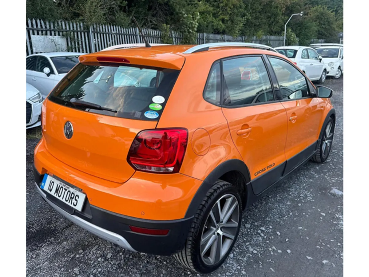 Volkswagen Polo Hatchback, Petrol, 2011, Orange