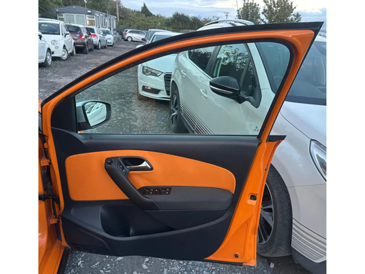 Volkswagen Polo Hatchback, Petrol, 2011, Orange