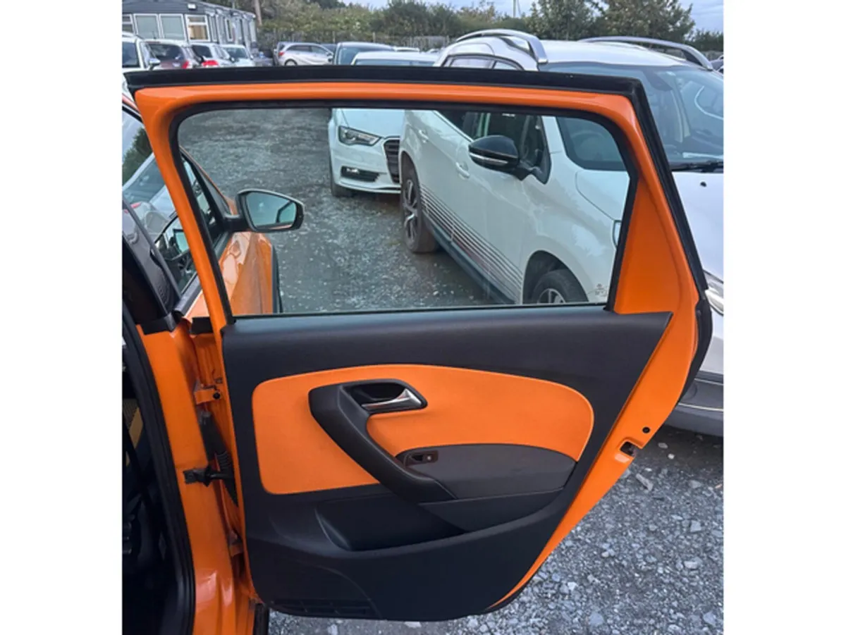 Volkswagen Polo Hatchback, Petrol, 2011, Orange