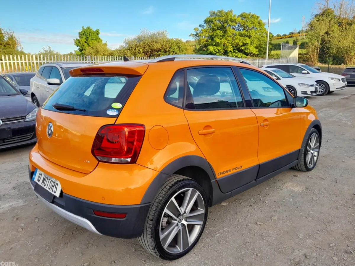 Volkswagen Polo Hatchback, Petrol, 2011, Orange