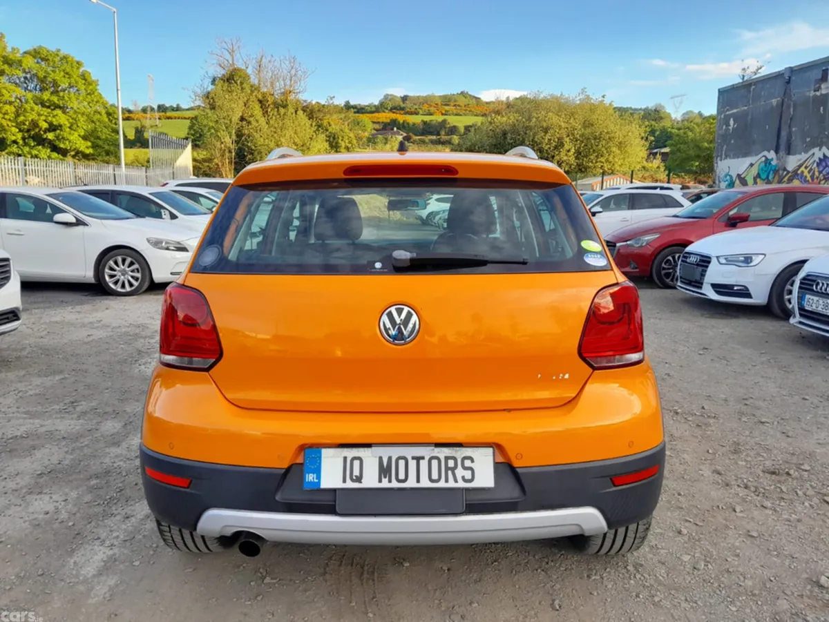 Volkswagen Polo Hatchback, Petrol, 2011, Orange