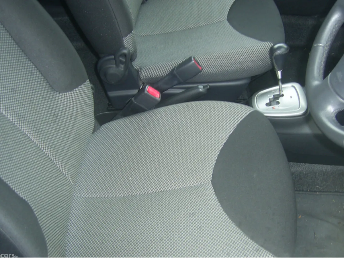 Toyota Aygo Hatchback, Petrol, 2013, White