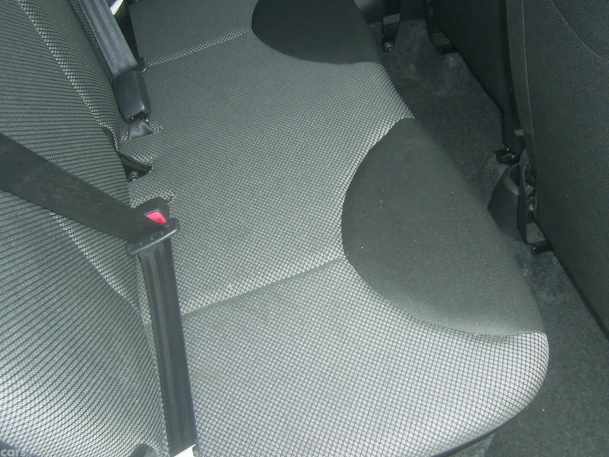 Toyota Aygo Hatchback, Petrol, 2013, White