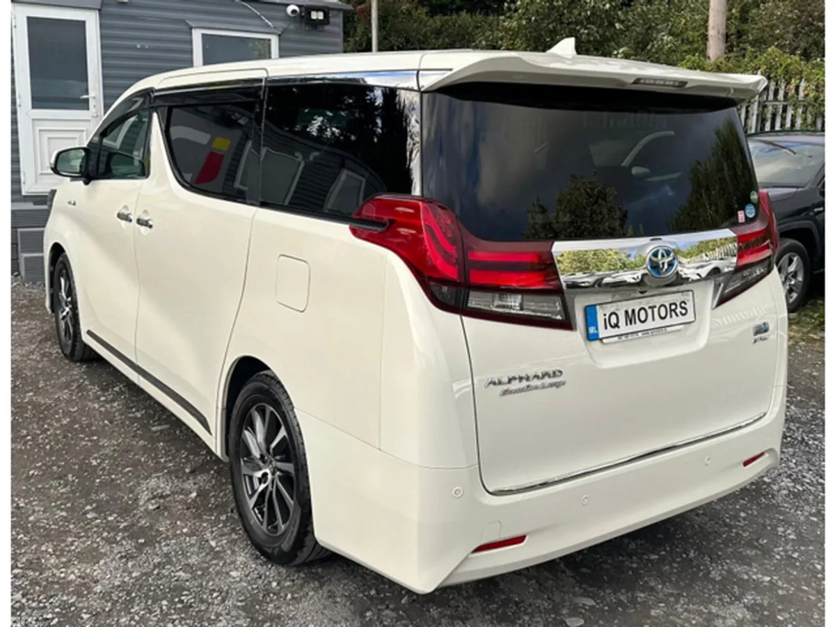 Toyota Alphard MPV, Petrol Hybrid, 2015, White
